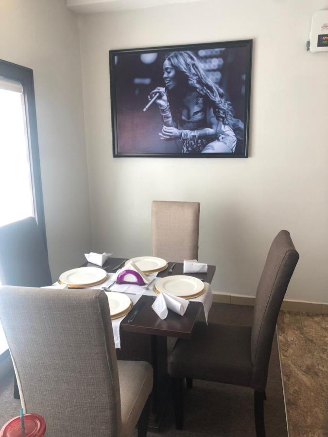 Moz One Executive Guest Rooms Agadez Mobushipe Exteriér fotografie